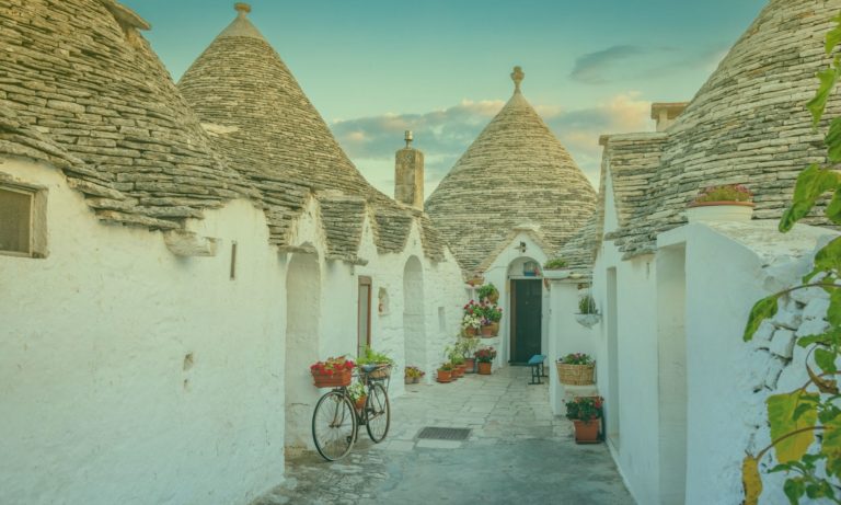 alberobello-italie-768x461