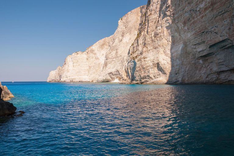 beautiful-cliff-coast-of-zakynthos-island
