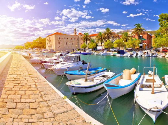 Visiter la Croatie en voiture de location : 8 sites incontournables à découvrir