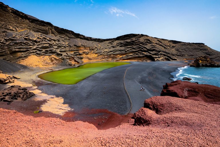 lago-verde-or-charco-de-los-clicos-in-el-golfo-lanzarote-canary-islands-spain