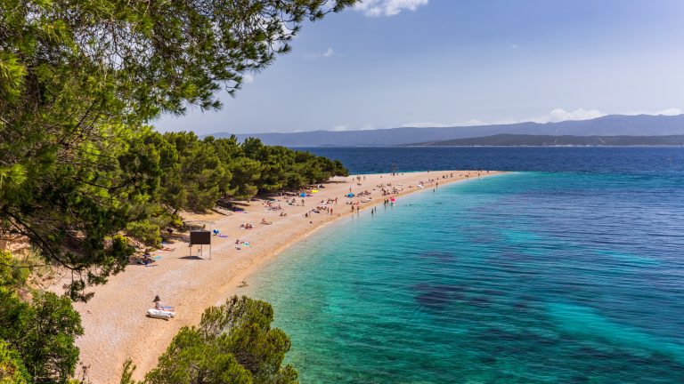 zlatni-rat-golden-cape-or-golden-horn-famous-turquoise-beach-in-bol-town-on-brac-island-dalmatia-croatia-zlatni-rat-sandy-beach-at-bol-on-brac-island-of-croatia-in-summertime