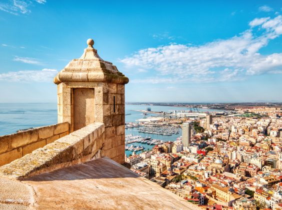 Découvrez 7 sites incontournables autour d&rsquo;Alicante en voiture de location
