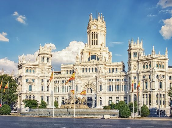 Explorez ces 7 lieux autour de Madrid avec votre voiture de location