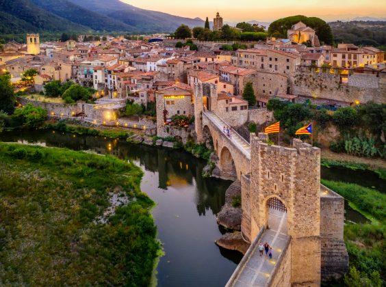 8 incontournables autour de Gérone à découvrir en voiture de location